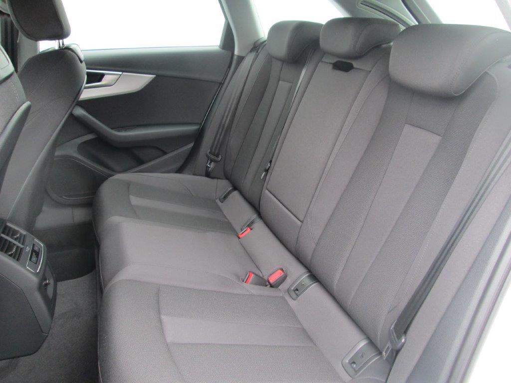 AUDI A4 Avant 35 TDI advanced S-tronic-image-9