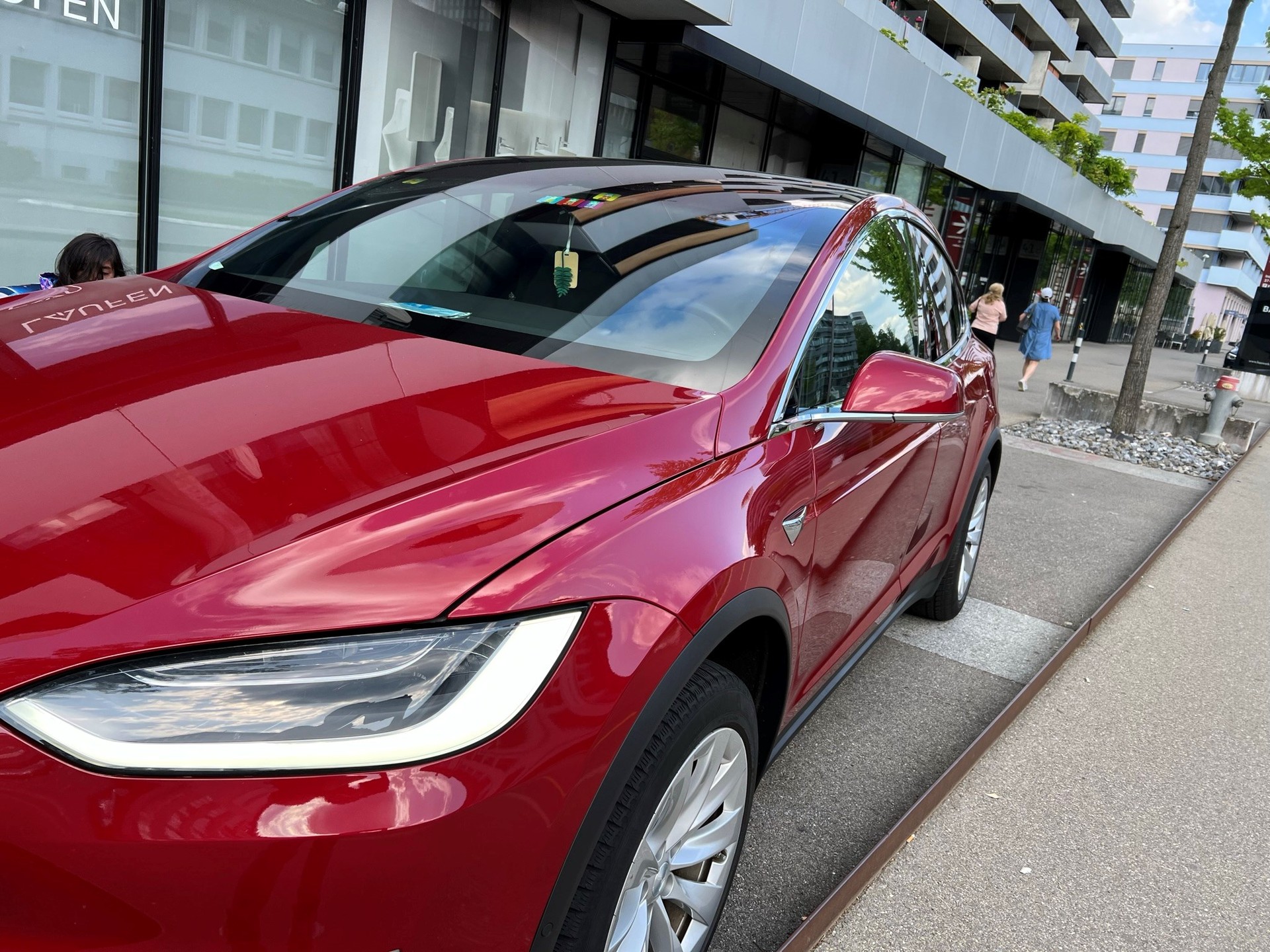 TESLA Model X Maximale-Reichweite-image-4