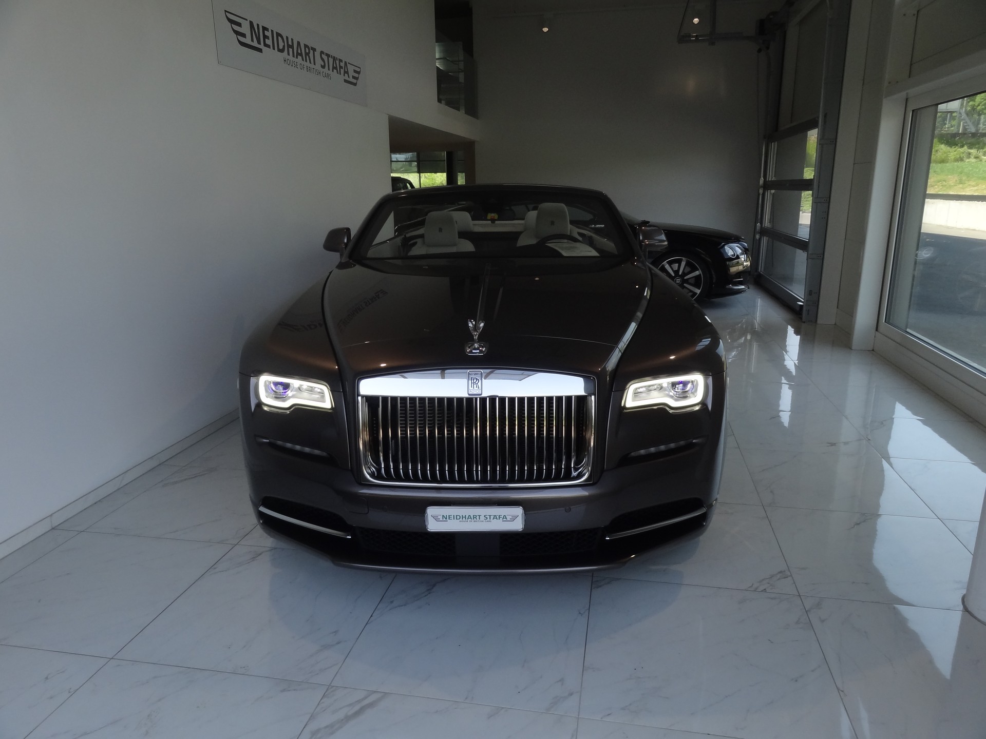 ROLLS-ROYCE Dawn 6.6 V12-image-11