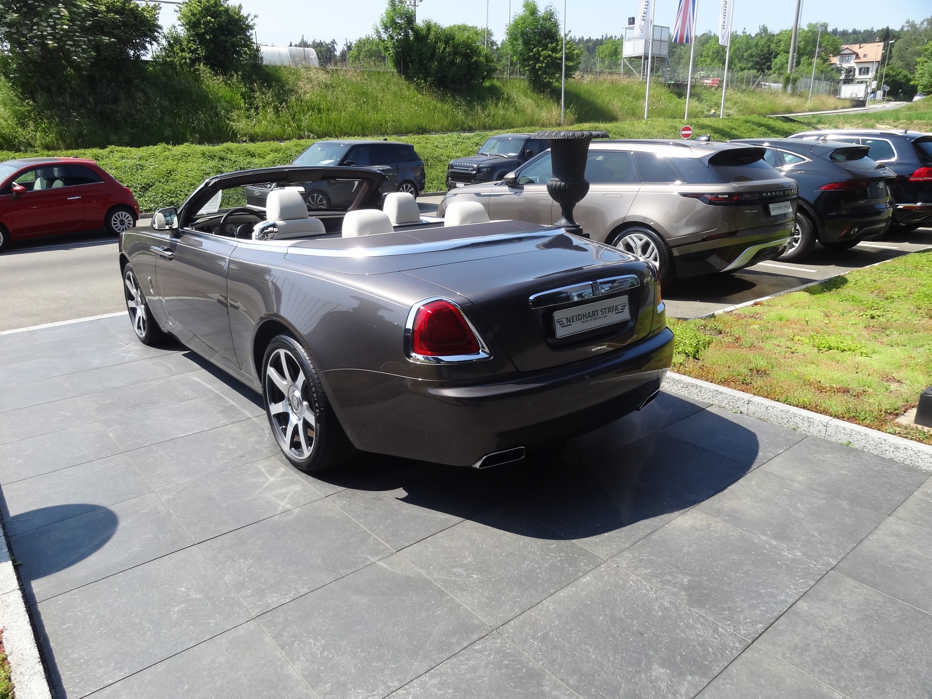 ROLLS-ROYCE Dawn 6.6 V12-image-2