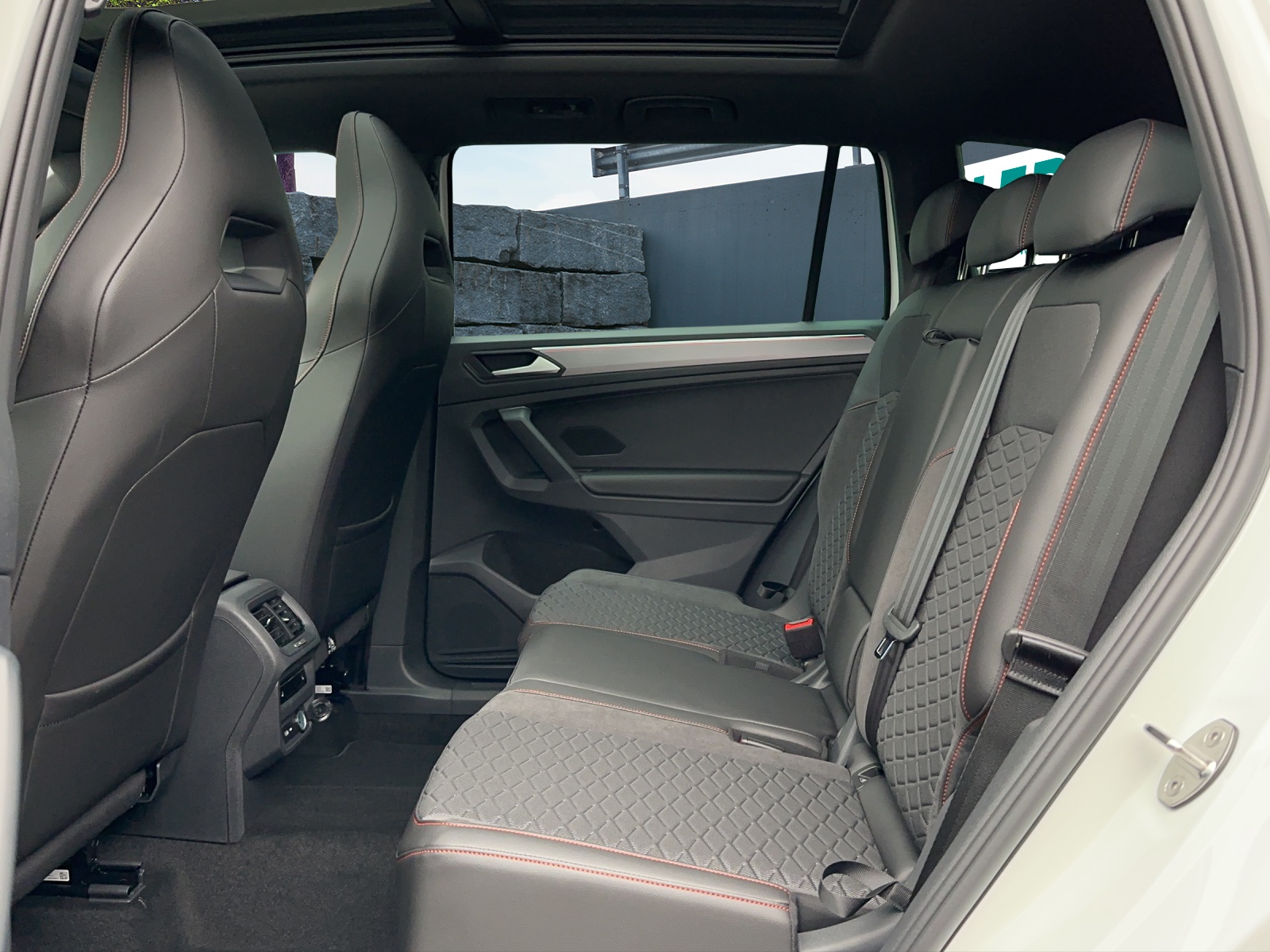 SEAT Tarraco 1.4 e-HYBRID DSG Move FR-image-7