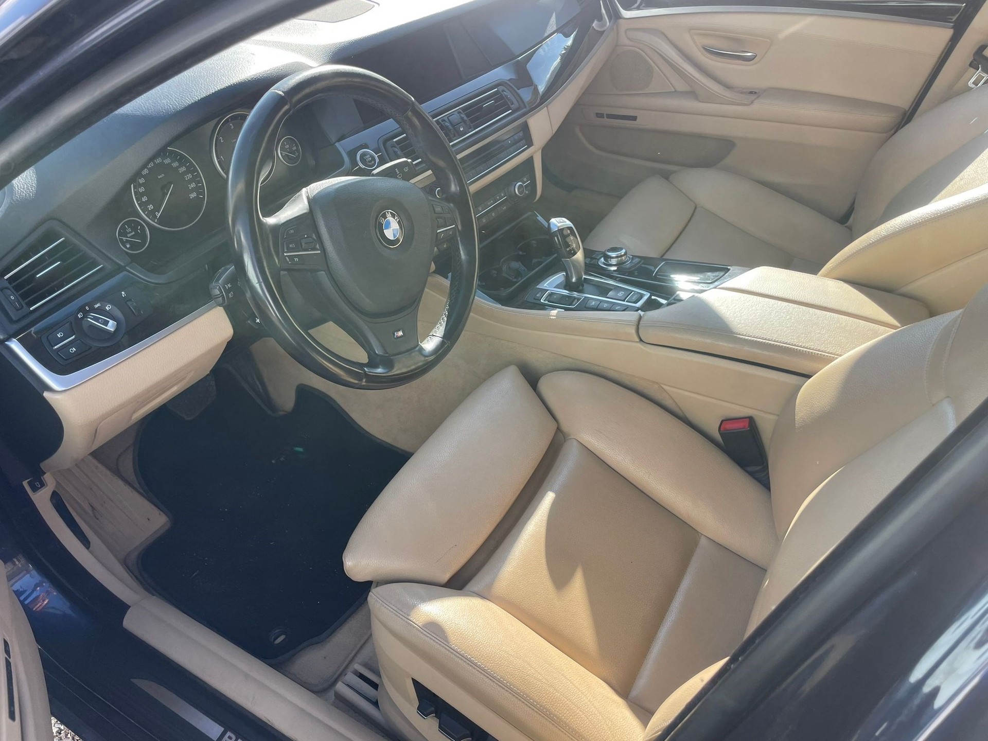 BMW 535d xDrive Touring Steptronic-image-4