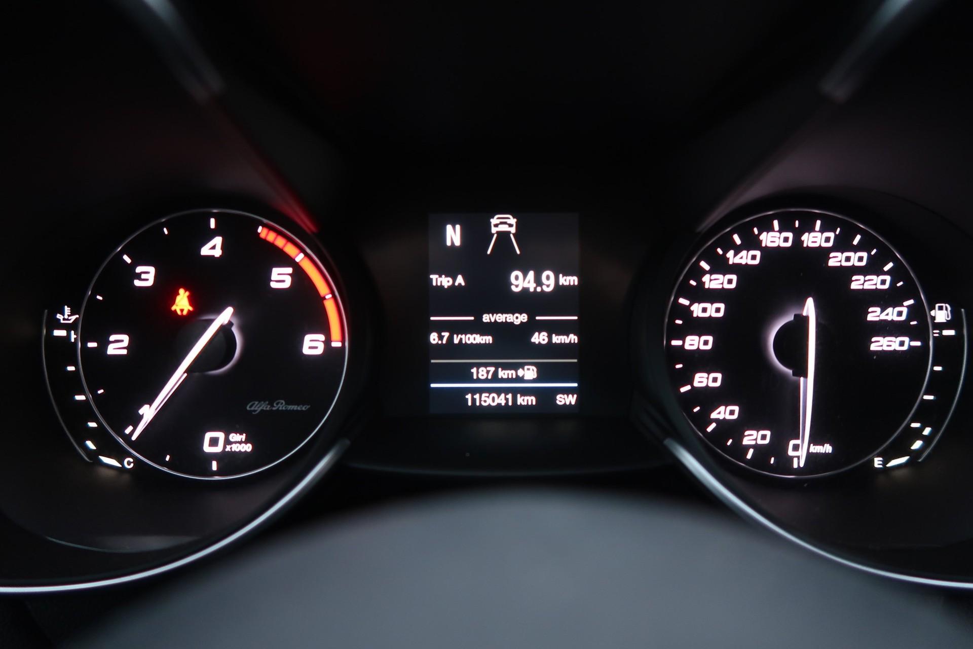 ALFA ROMEO Giulia 2.2 JTDM-image-10