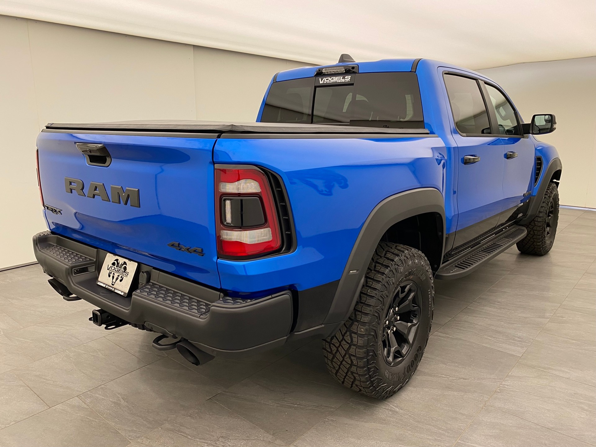 DODGE Ram 1500 TRX 6.2 V8-image-3