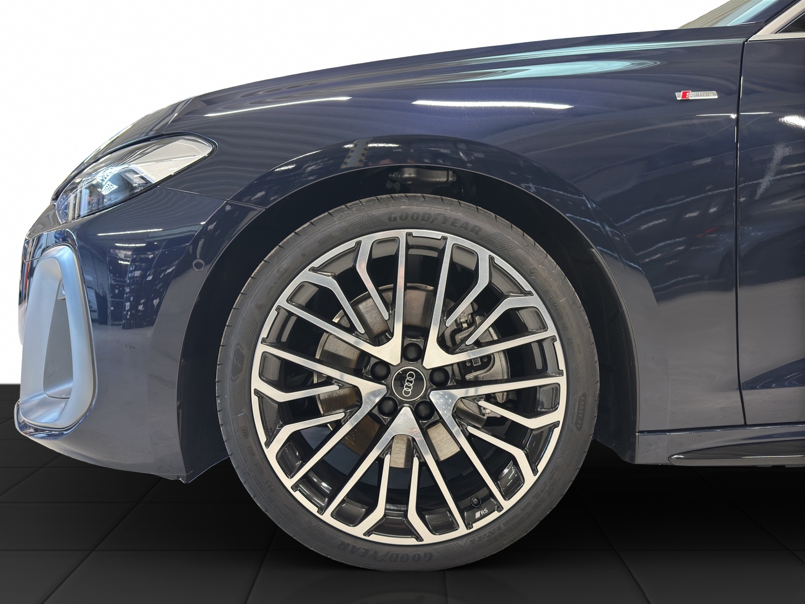 AUDI A5 Avant TDI quattro 150 kW S tronic-image-8