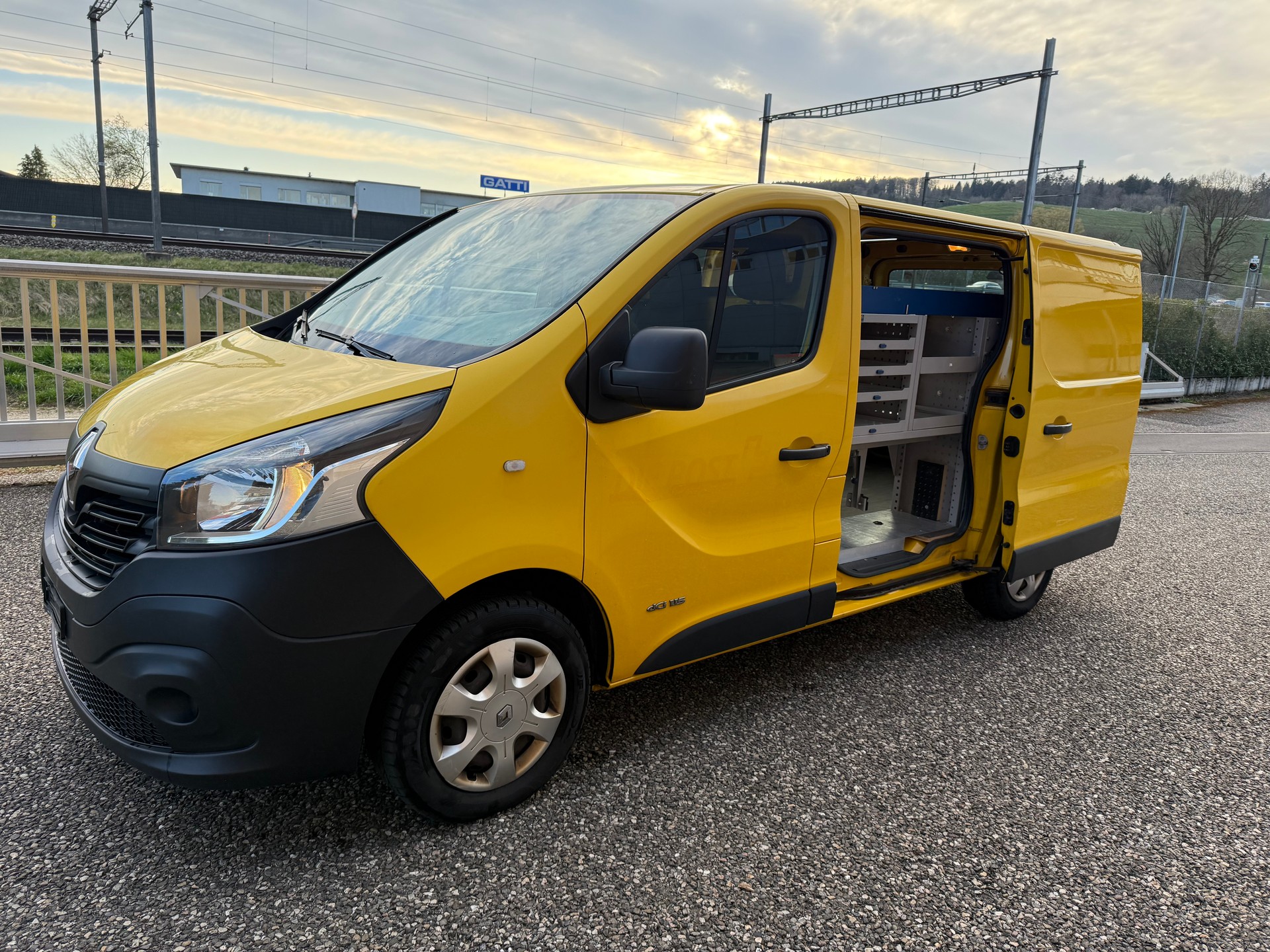 RENAULT Trafic 1.6 dCi 115 2.9t Business L1H1-image-4