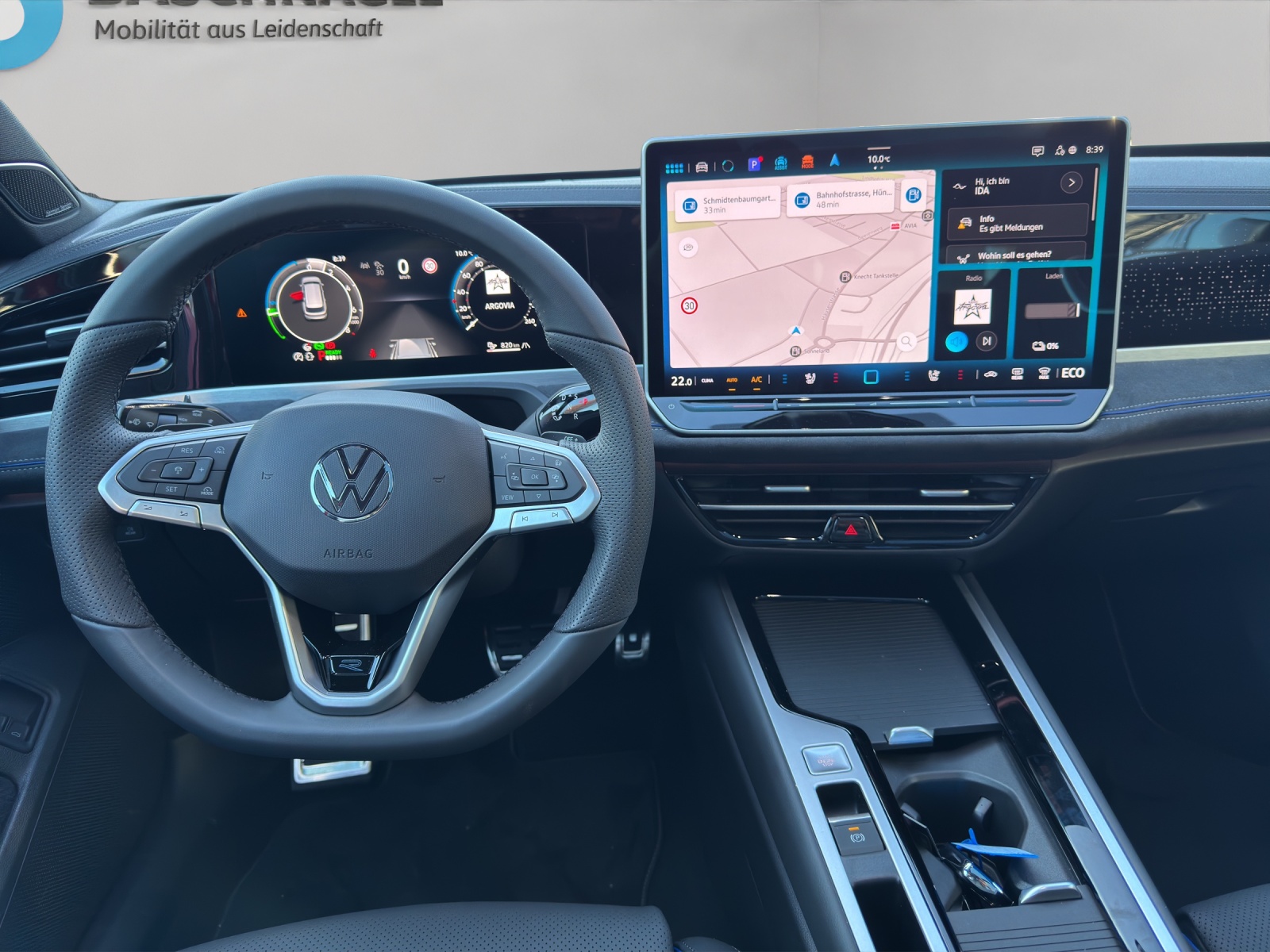 VW Passat Variant 1.5 TSI evo2 Plug-In- Hybrid R-Line DSG-image-4