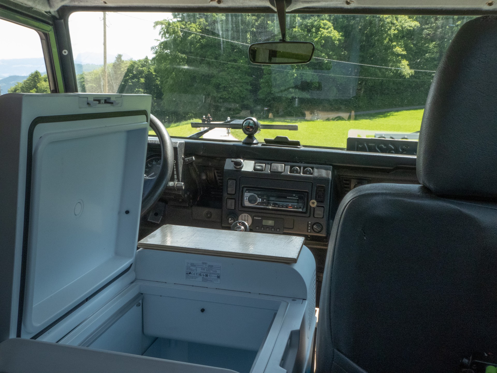 LAND ROVER Defender 110 CSW 2.5 Td5-image-6