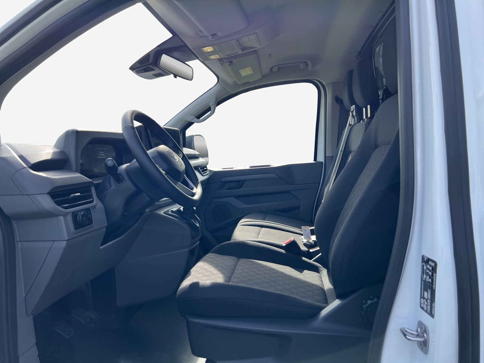 VW Transporter 2.0 TDI-image-7