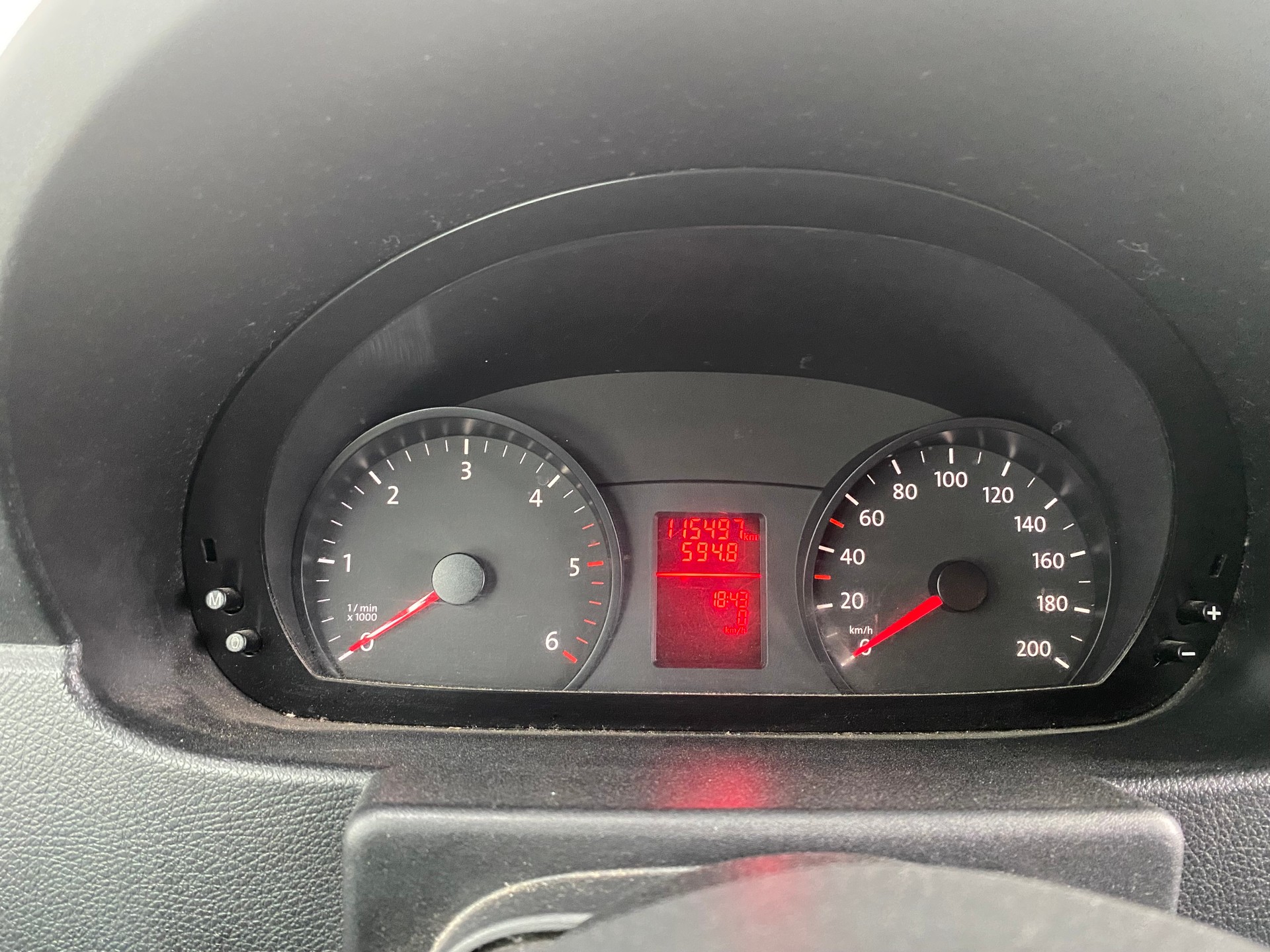 VW Crafter 35L 2.0 TDI CR-image-14