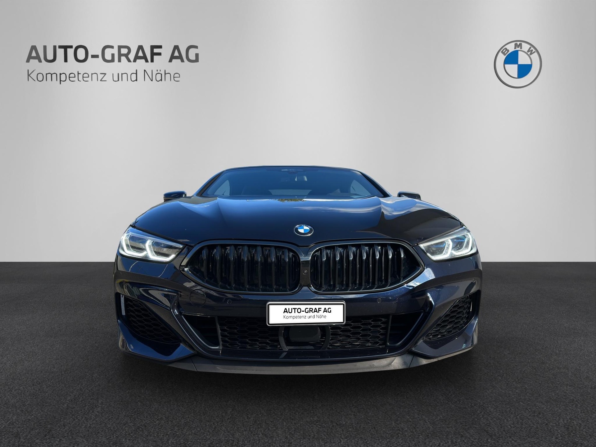 BMW M850i xDrive Cabriolet-image-5