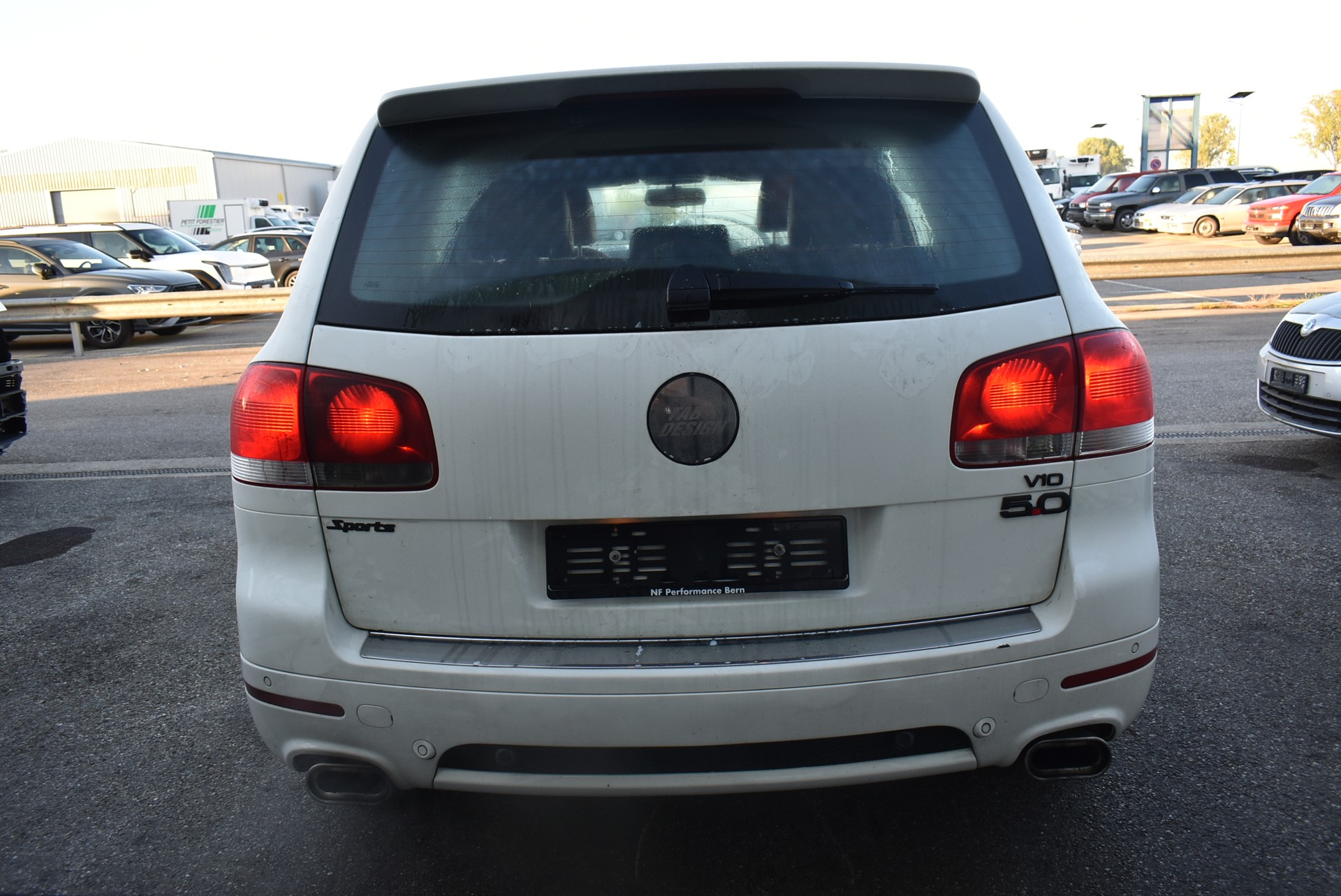 VW Touareg 5.0 TDI V10 Automatic-image-8