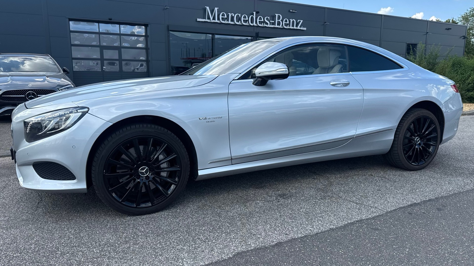 MERCEDES-BENZ S 500 Coupé 4Matic-image-6