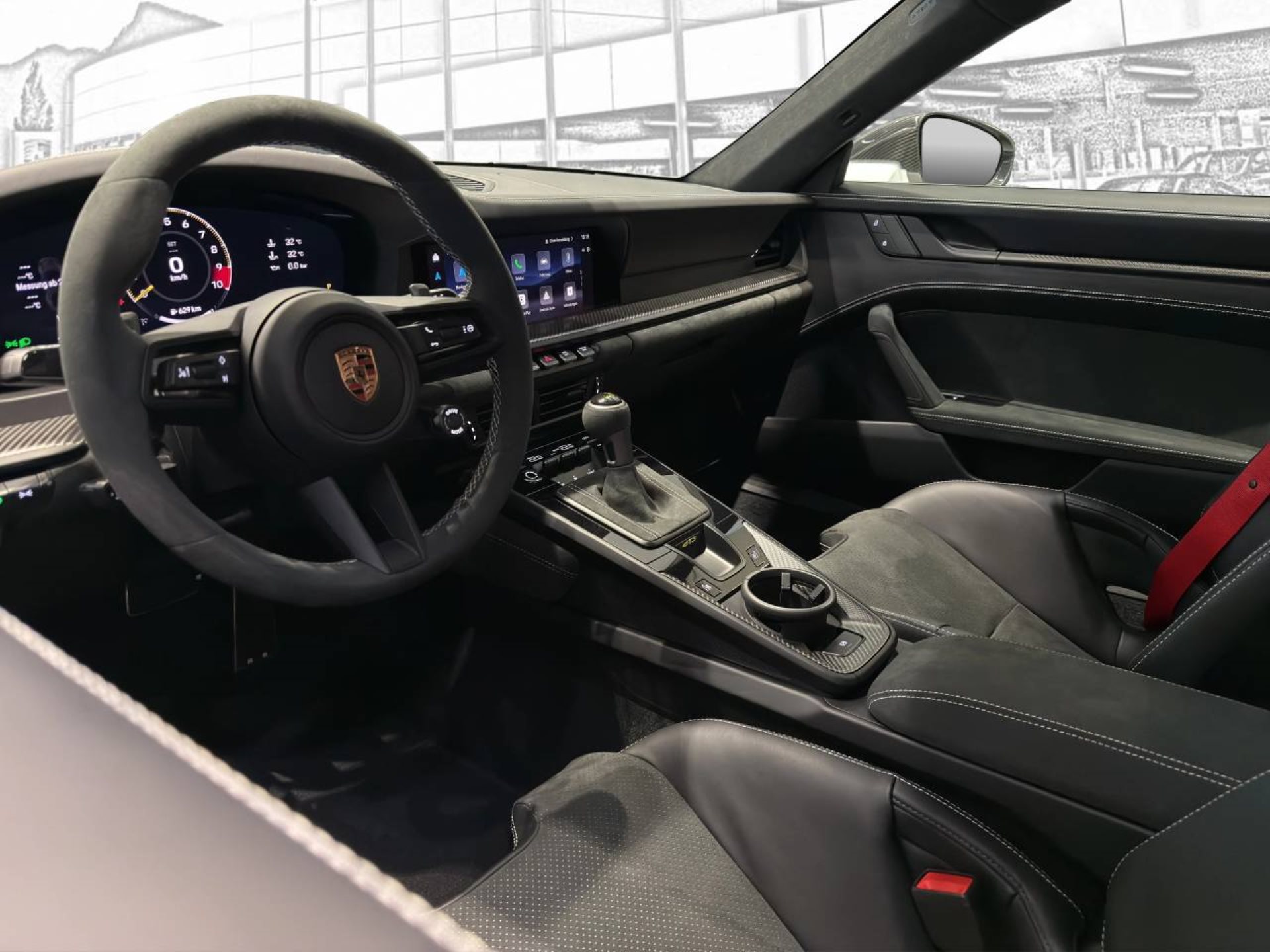 PORSCHE 911 GT3-image-13