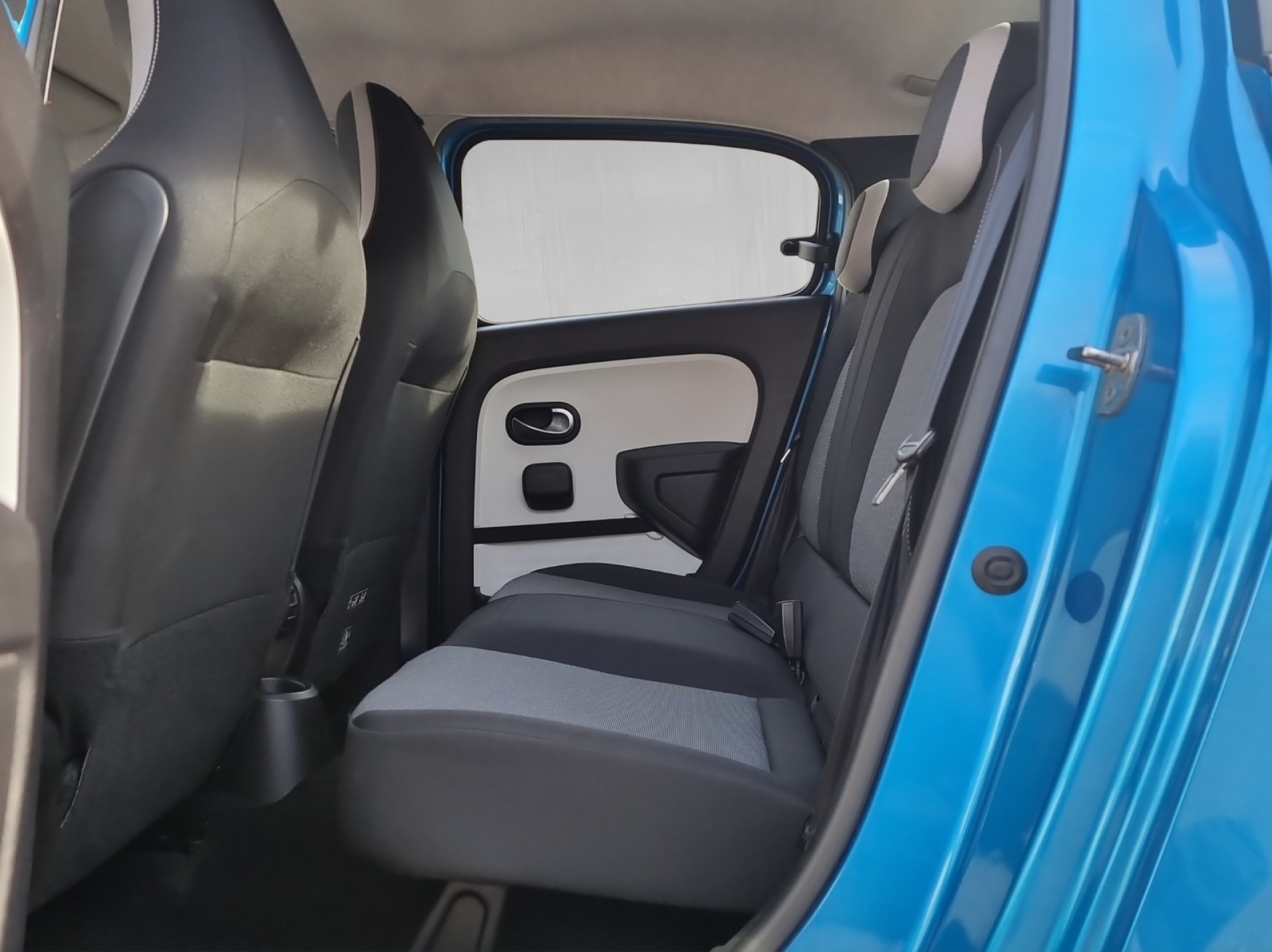RENAULT Twingo-image-7