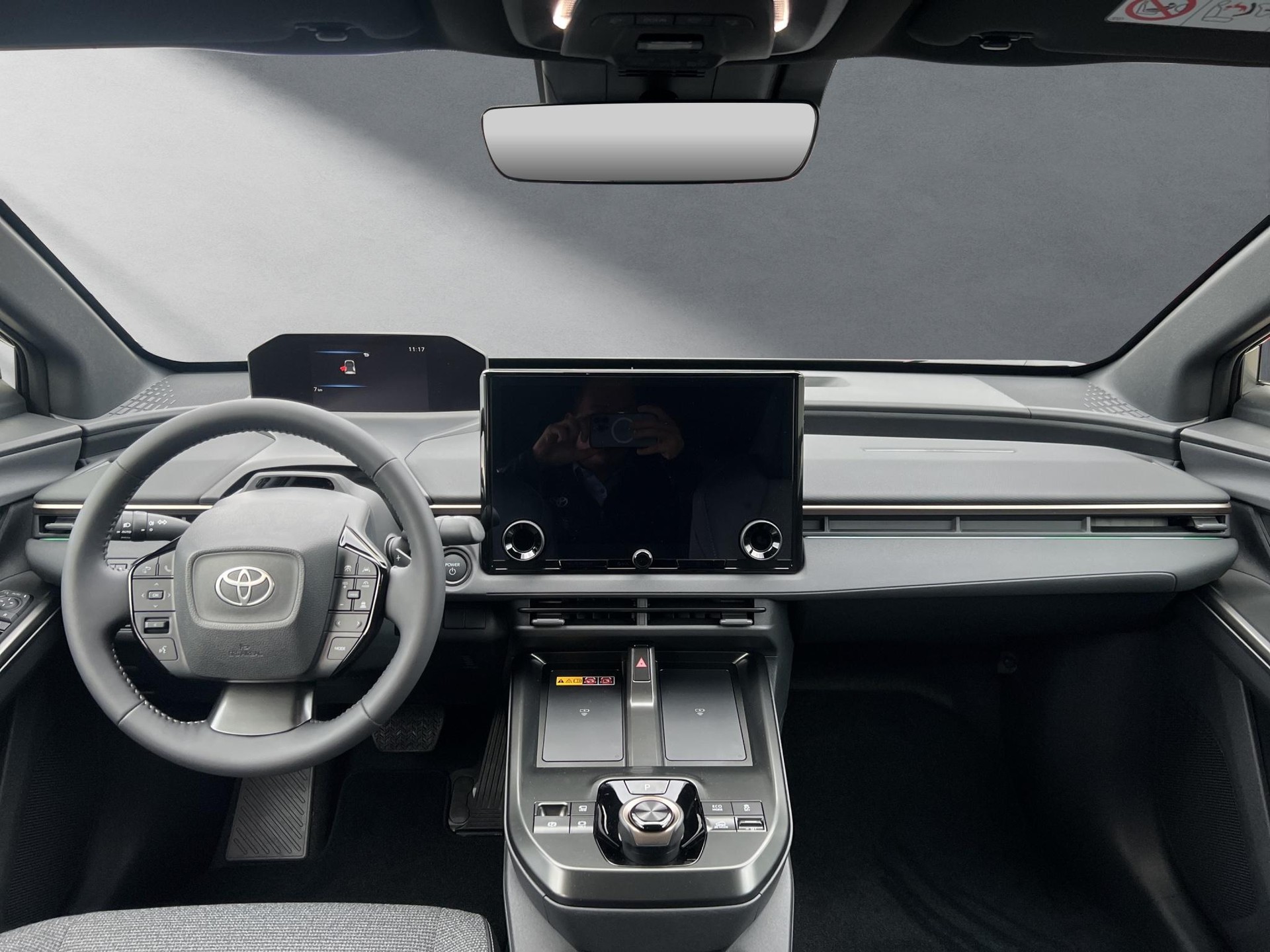 TOYOTA bZ4X Style AWD-image-10