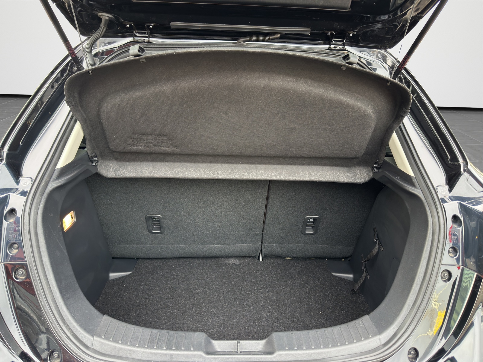 MAZDA 2 SKYACTIV-G 90 Ambition Plus-image-15