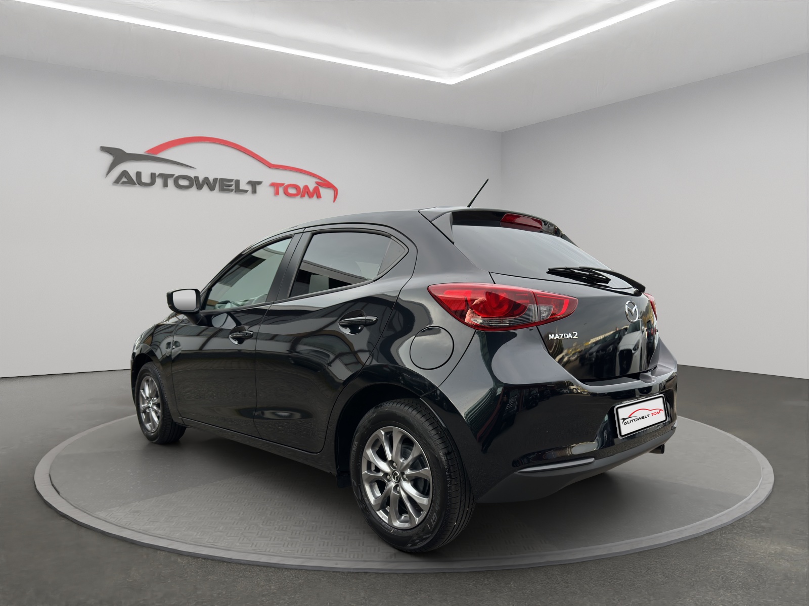 MAZDA 2 SKYACTIV-G 90 Ambition Plus-image-2