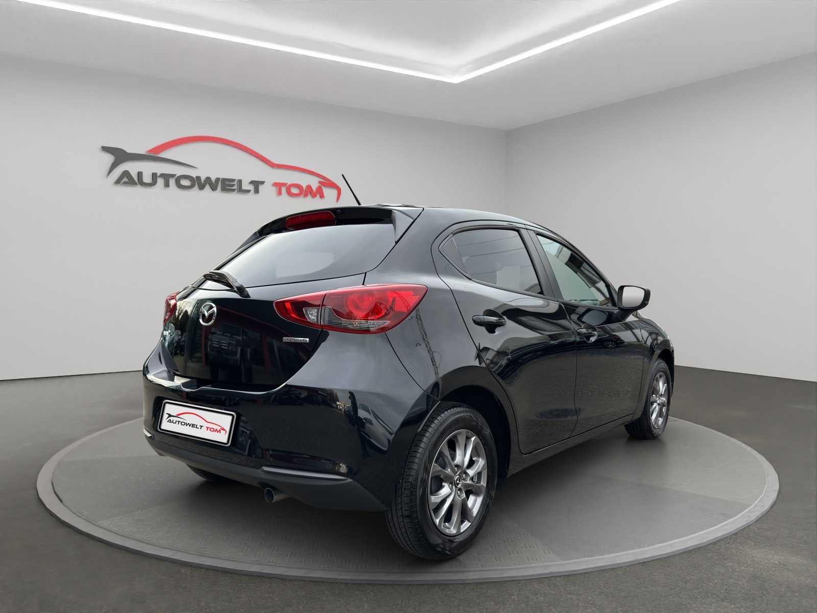 MAZDA 2 SKYACTIV-G 90 Ambition Plus-image-4