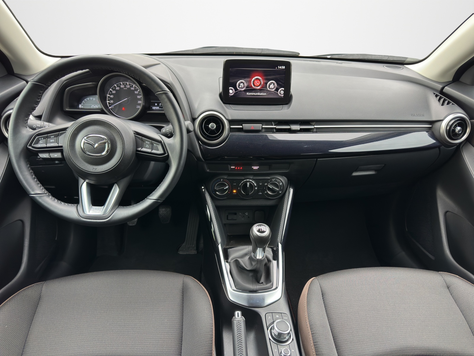 MAZDA 2 SKYACTIV-G 90 Ambition Plus-image-10