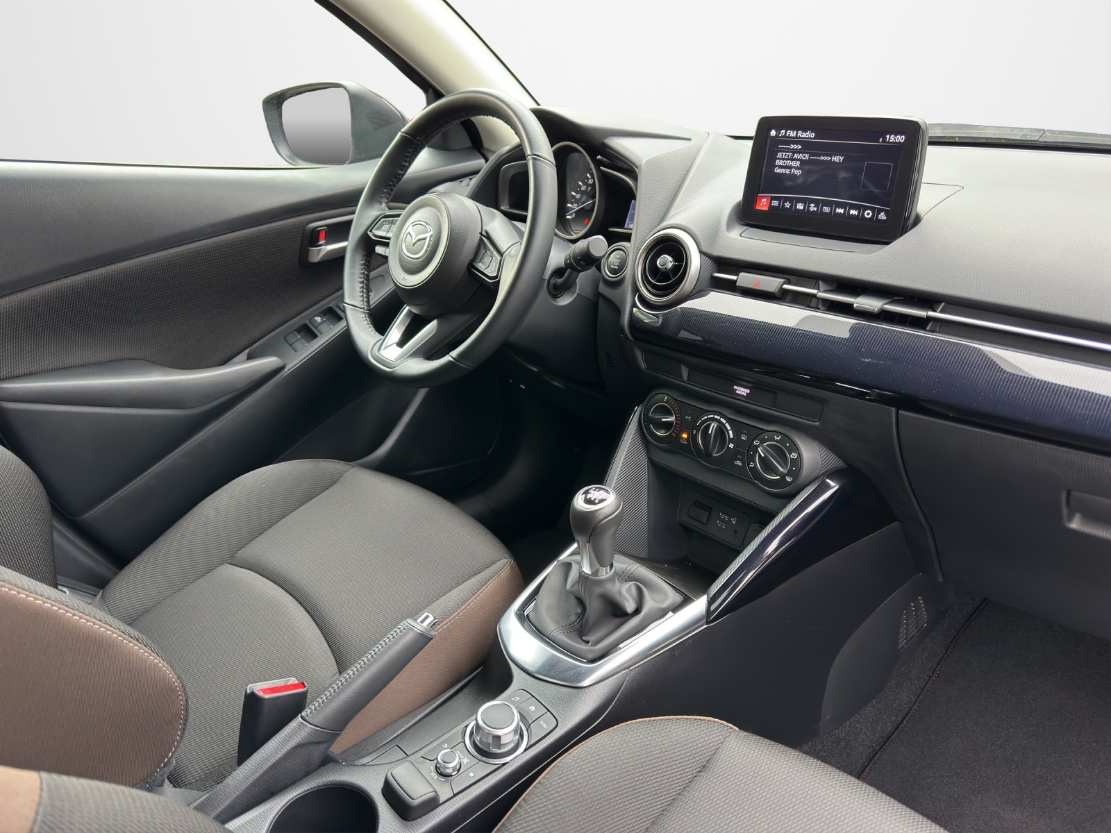 MAZDA 2 SKYACTIV-G 90 Ambition Plus-image-11