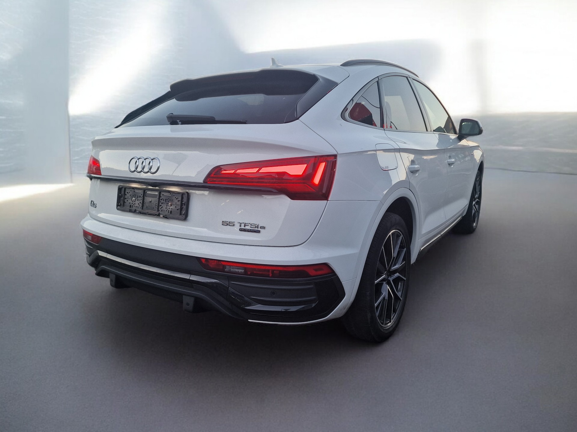 AUDI Q5 Sportback 55 TFSI e PHEV S line quattro S-tronic 8xAlu 24Mt Gara-image-4
