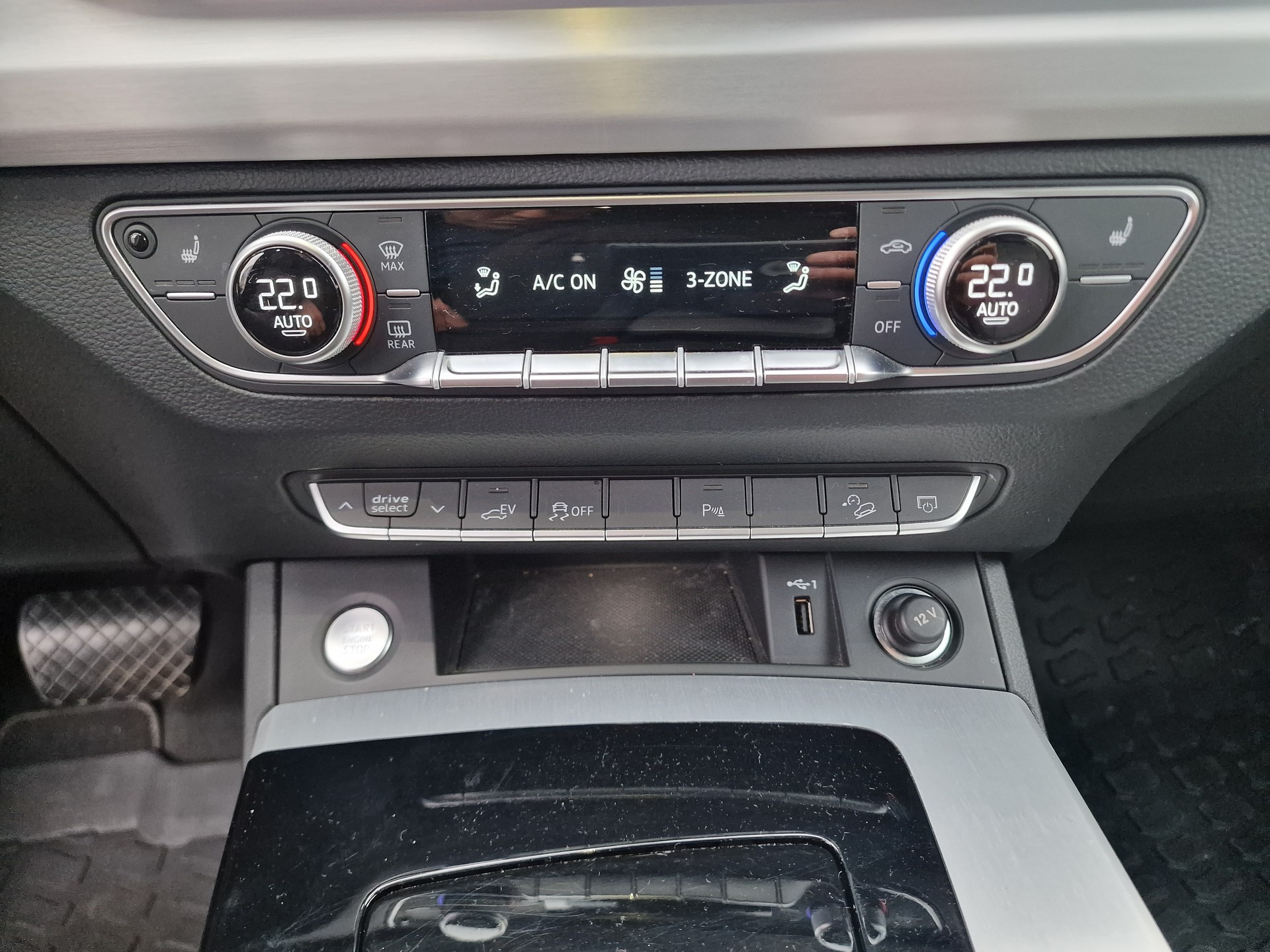 AUDI Q5 Sportback 55 TFSI e PHEV S line quattro S-tronic 8xAlu 24Mt Gara-image-19