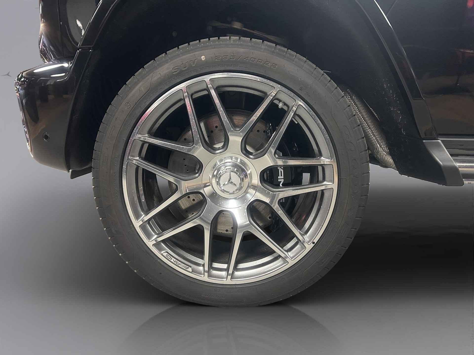 MERCEDES-BENZ G 63 AMG-image-18