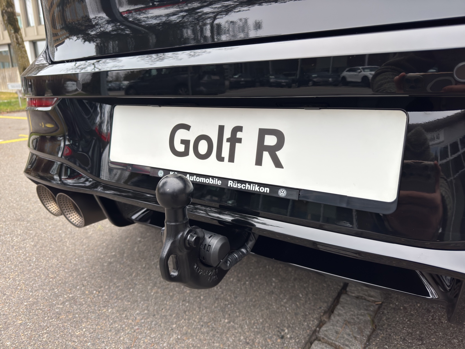 VW Golf 2.0 TSI R Black Edition DSG 4 Motion-image-11