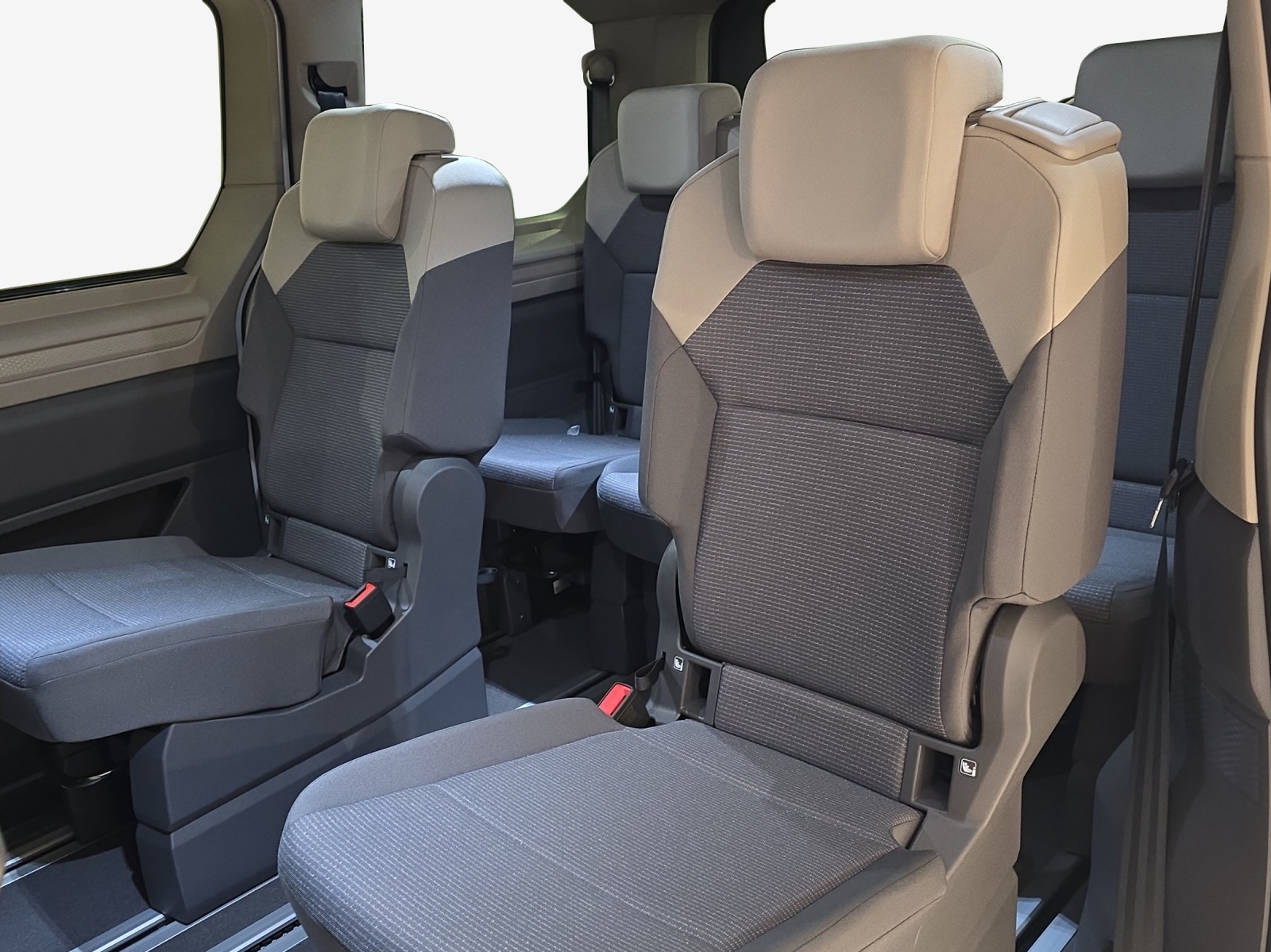 VW Multivan 2.0 TDI Liberty DSG-image-11