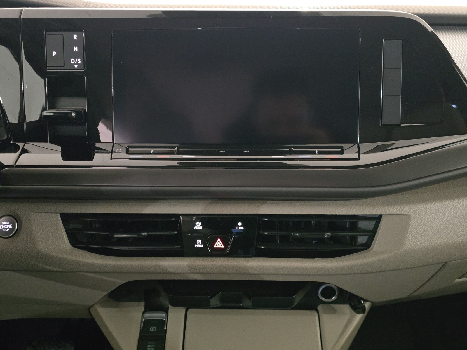 VW Multivan 2.0 TDI Liberty DSG-image-10