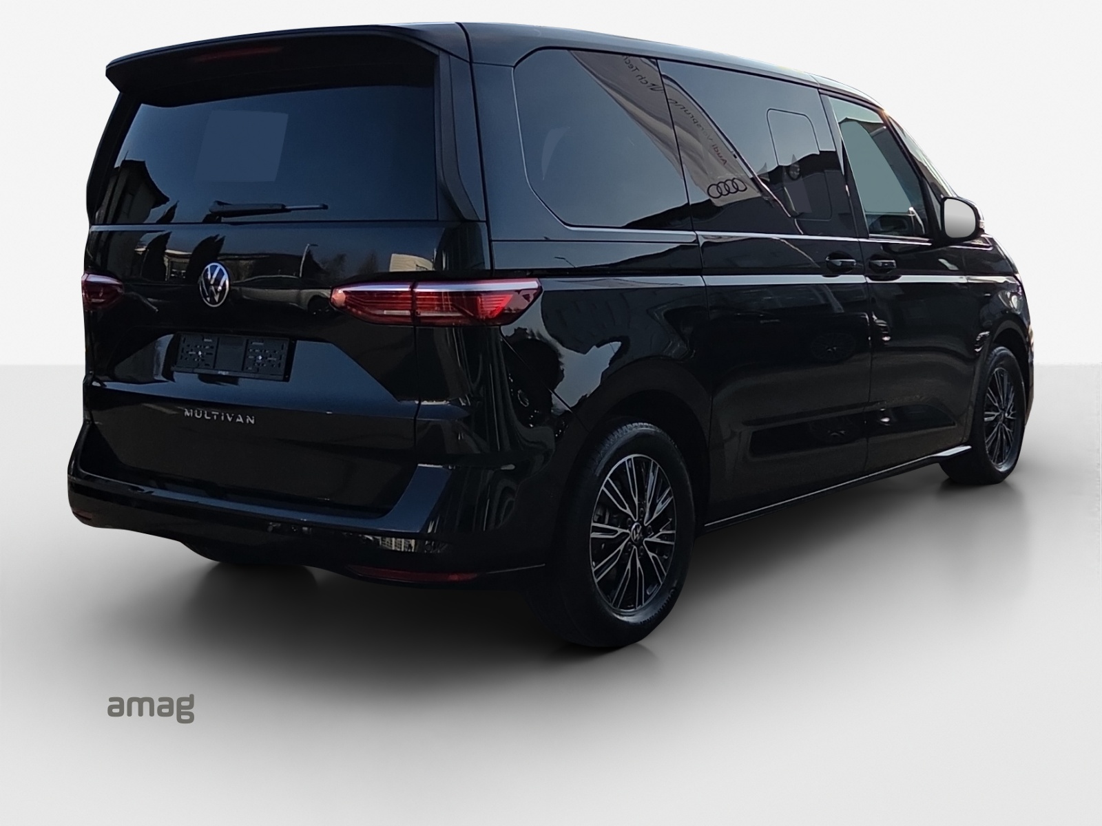 VW Multivan 2.0 TDI Liberty DSG-image-4