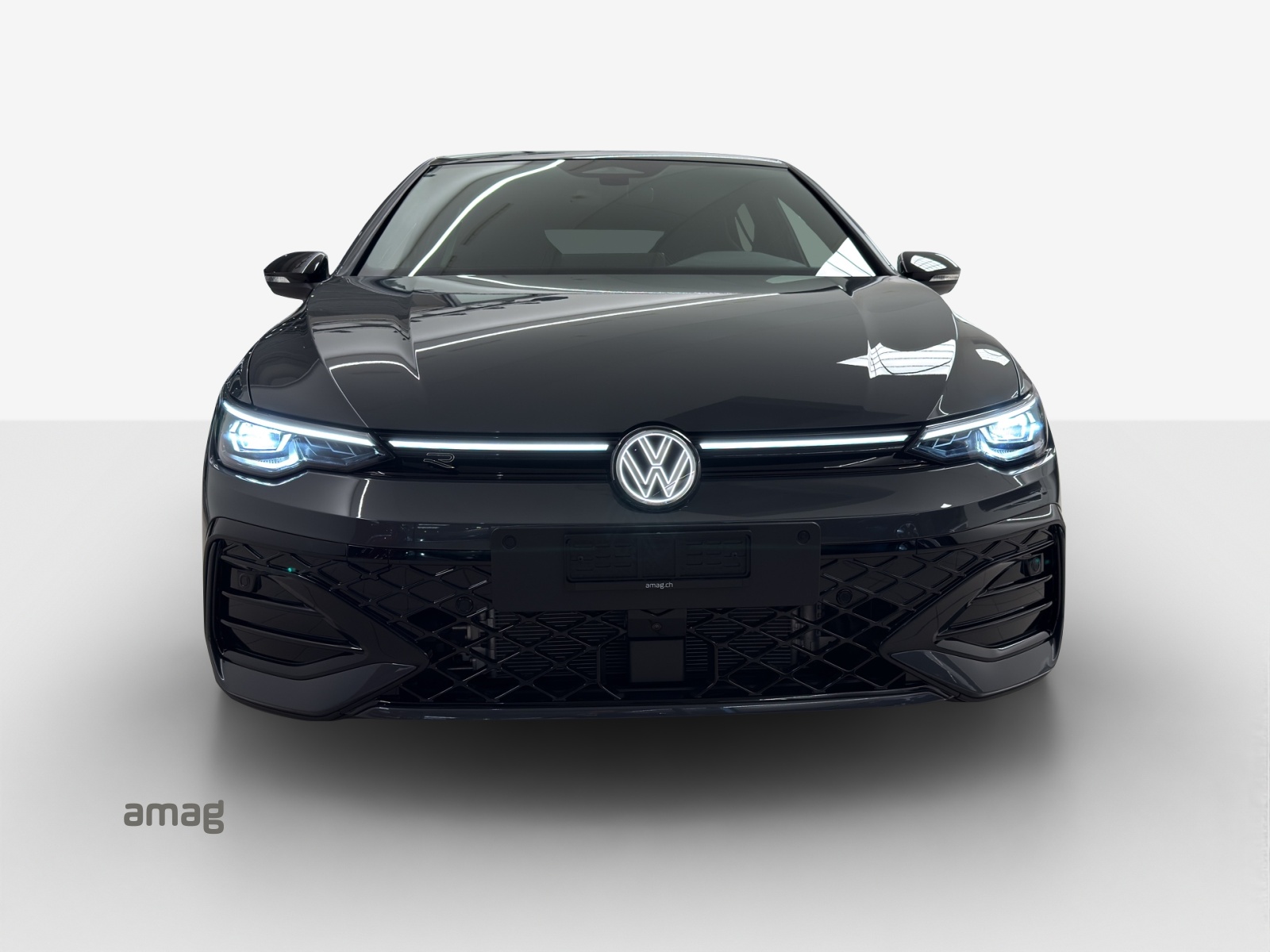 VW Golf 1.5 e TSI mHEV R-Line DSG-image-6