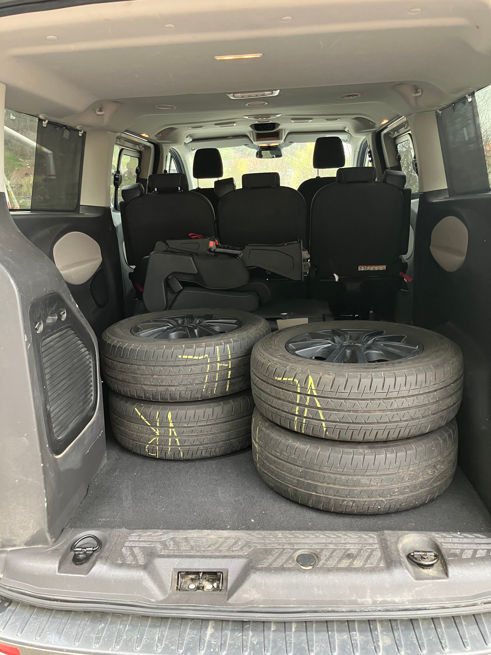 FORD Tourneo Custom 310 L2H1 Titanium SelectShift A-image-5