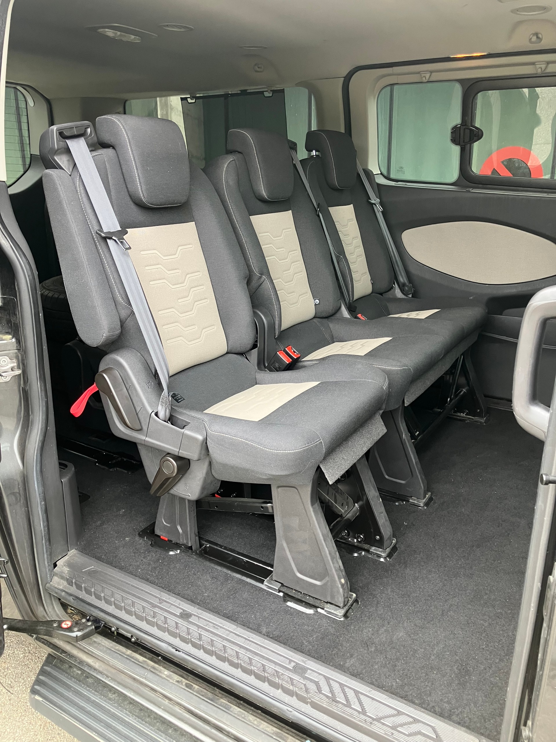FORD Tourneo Custom 310 L2H1 Titanium SelectShift A-image-4
