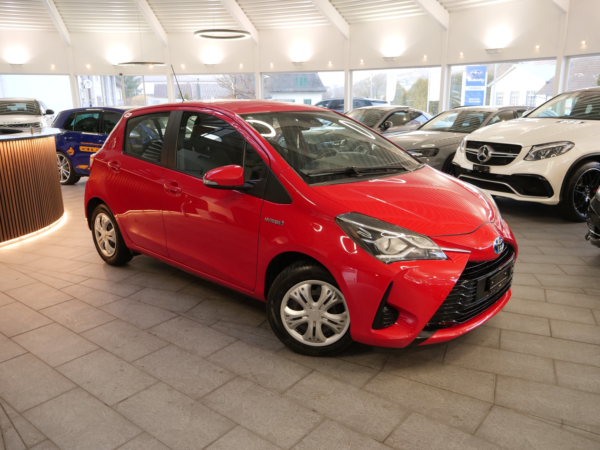 TOYOTA Yaris 1.5 VVT-i Hybrid Style e-CVT-image-2
