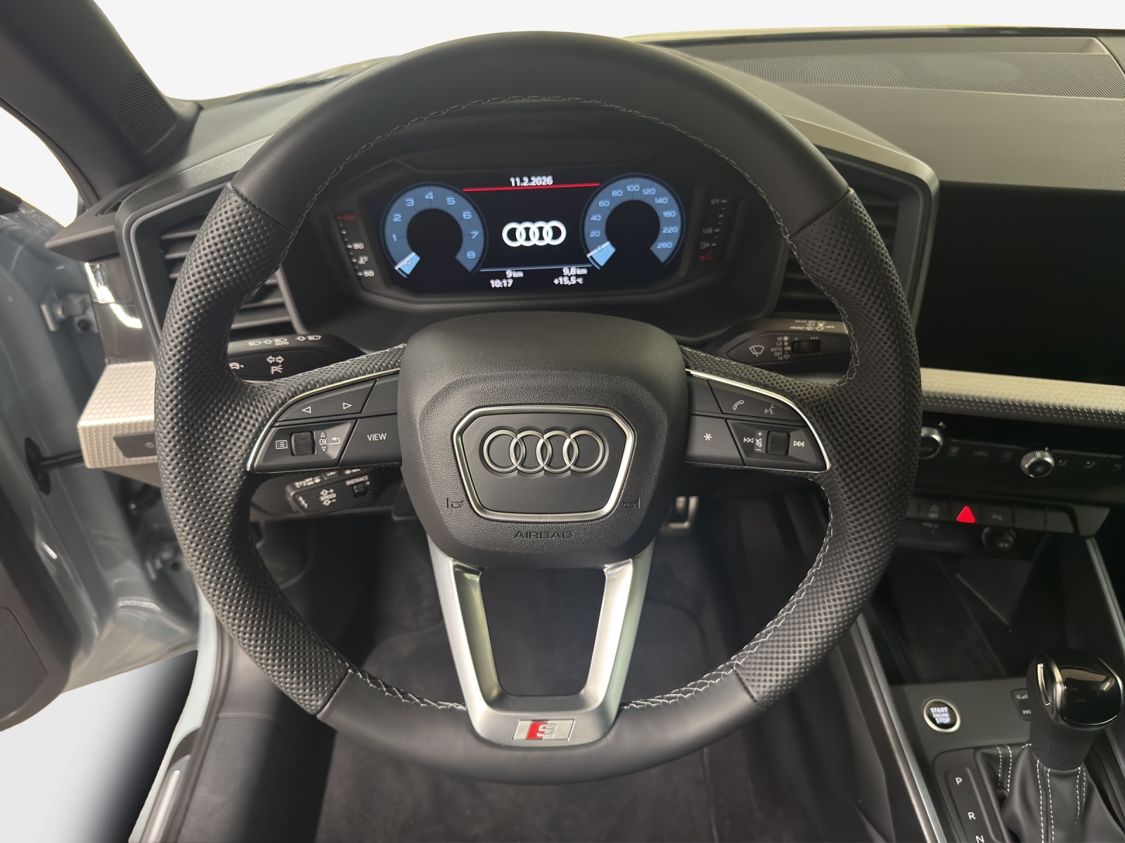 AUDI A1 Sportback 35 TFSI S Line S-tronic-image-9