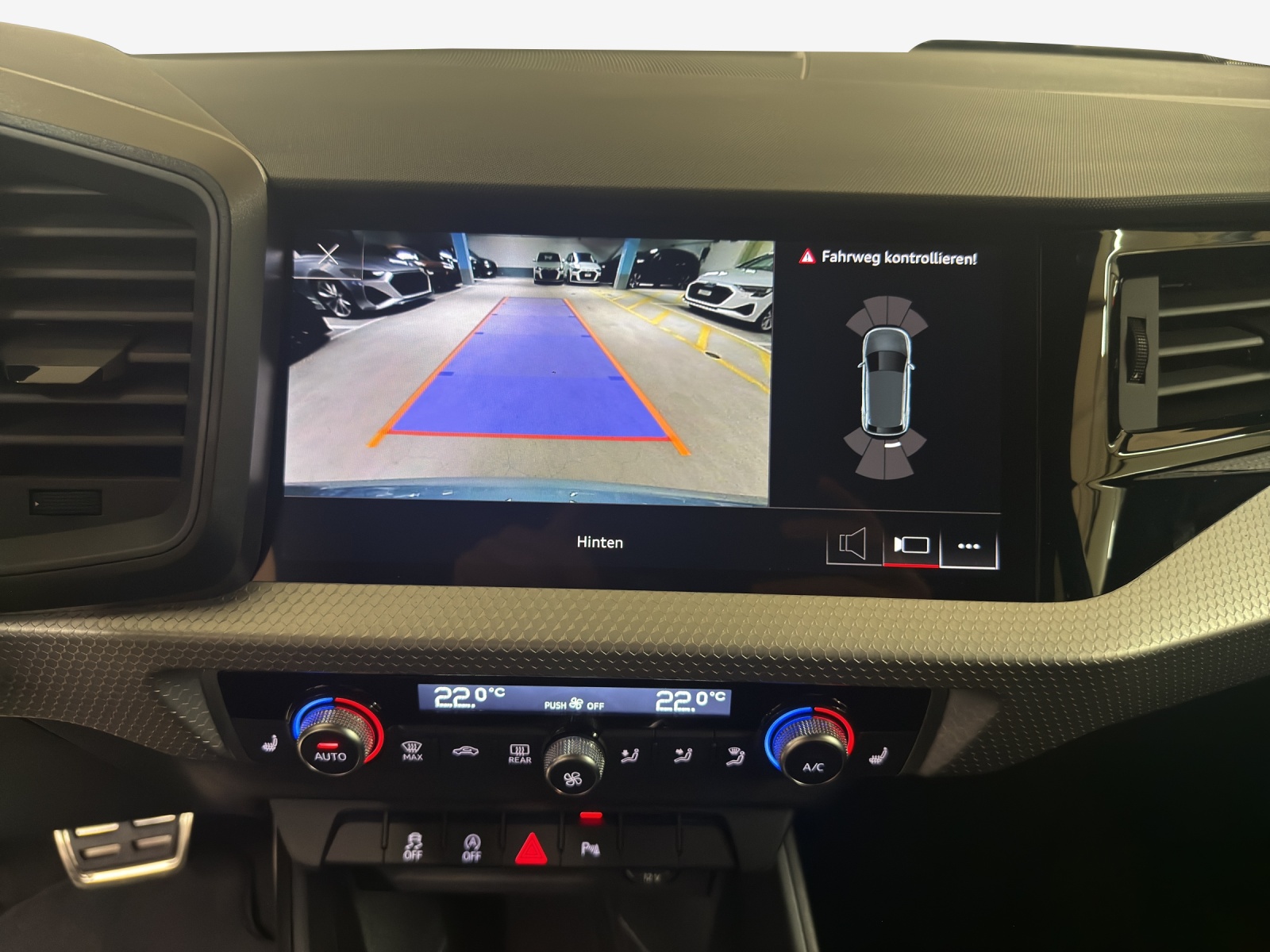 AUDI A1 Sportback 35 TFSI S Line S-tronic-image-14