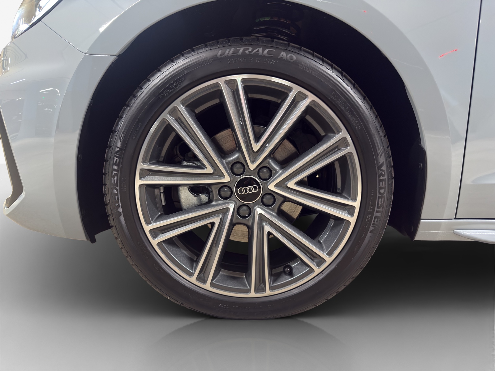 AUDI A1 Sportback 35 TFSI S Line S-tronic-image-12