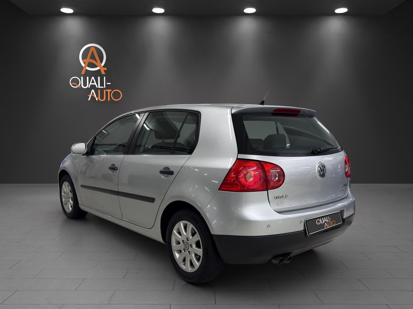 VW Golf 2.0 FSI Sportline 4Motion-image-3