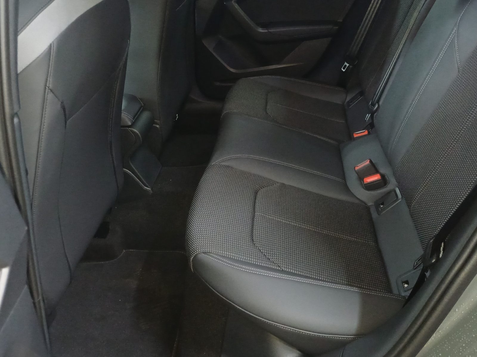 AUDI A1 Sportback 30 TFSI S Line S-tronic-image-11