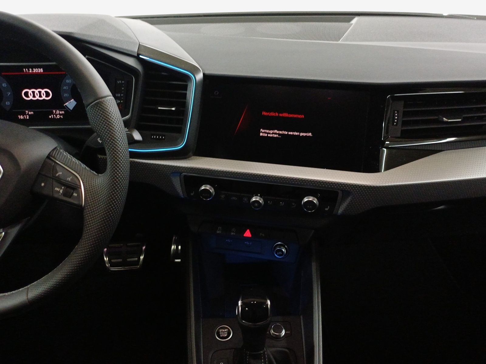 AUDI A1 Sportback 30 TFSI S Line S-tronic-image-10