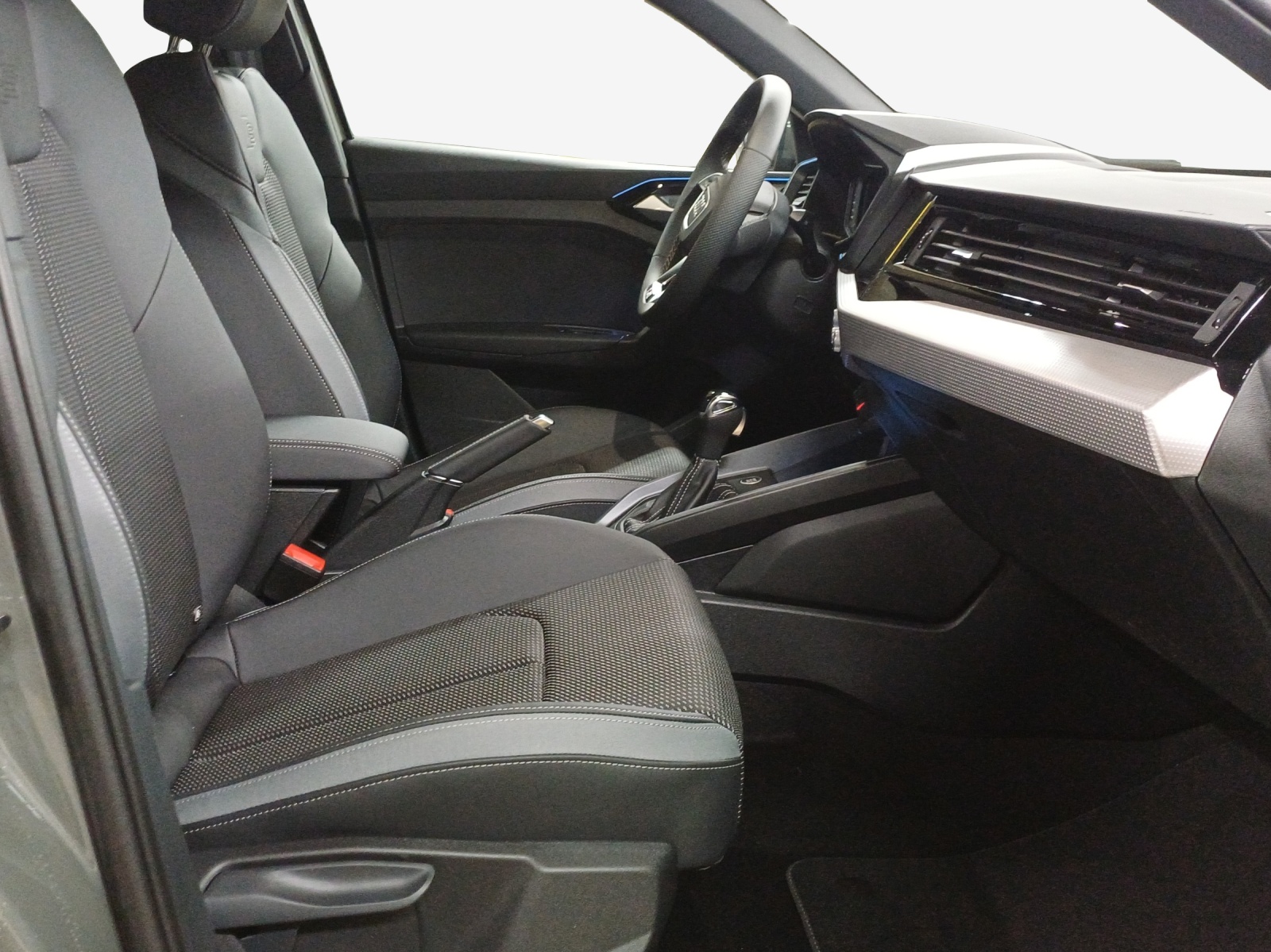 AUDI A1 Sportback 30 TFSI S Line S-tronic-image-13