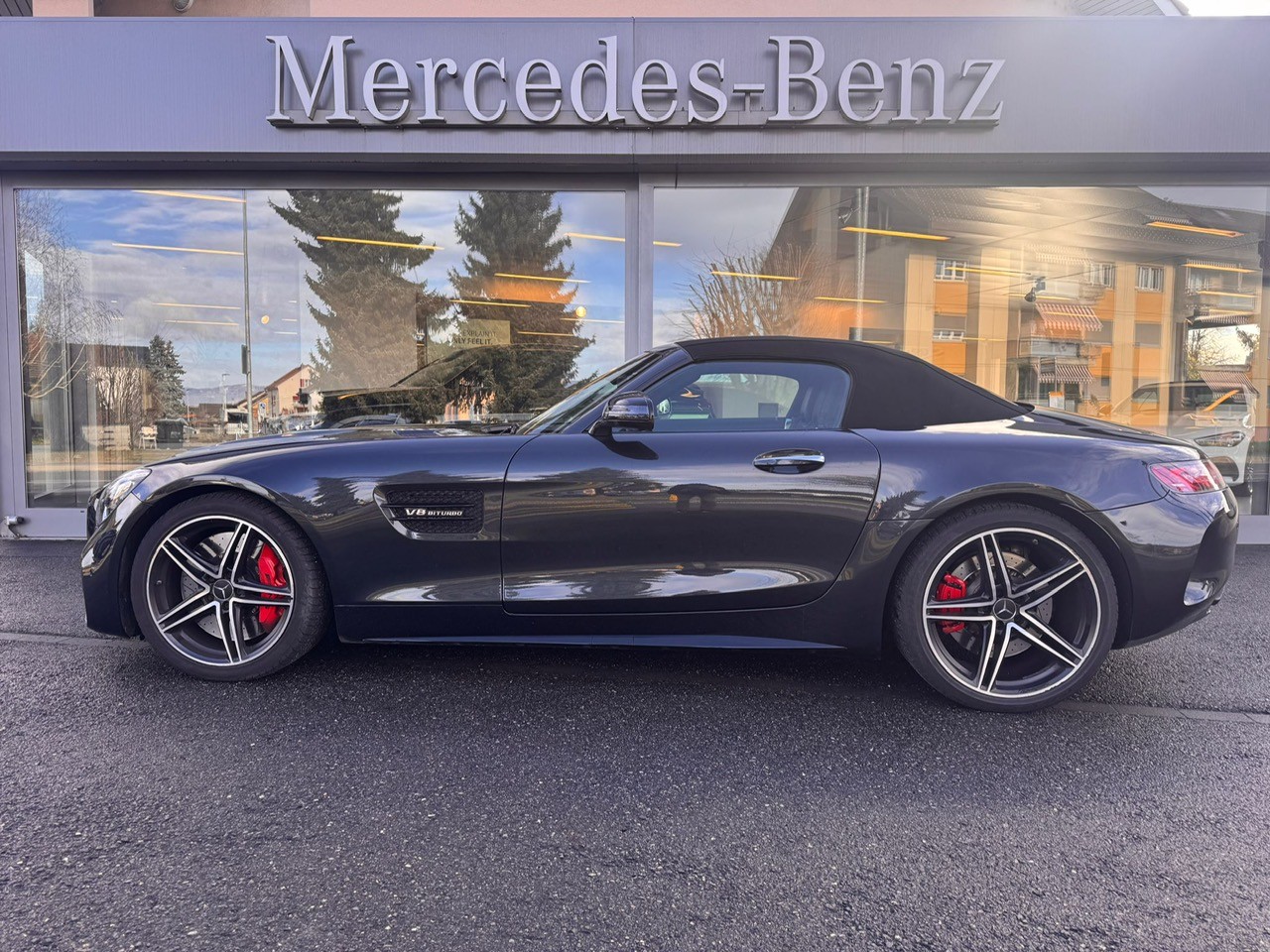 MERCEDES-BENZ AMG GT C Roadster Speedshift DCT-image-2
