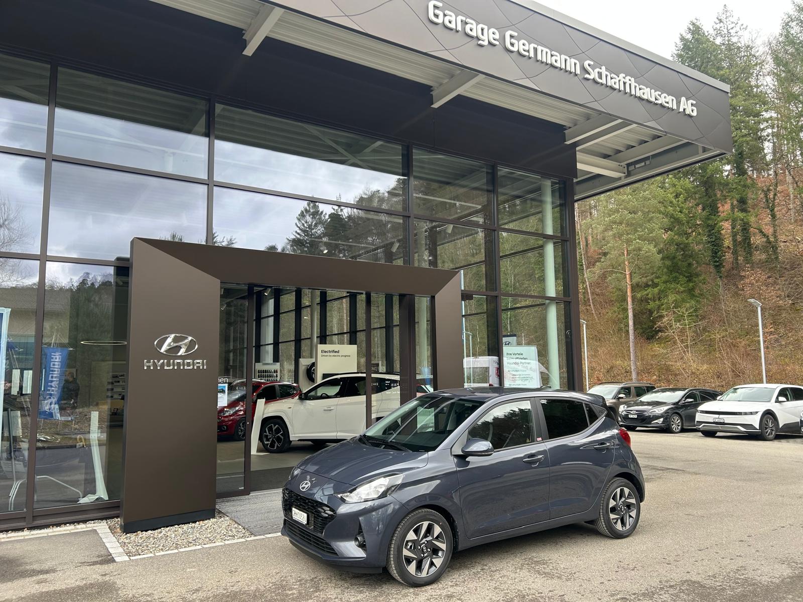 HYUNDAI i10 1.2 Amplia Aut.-image-0