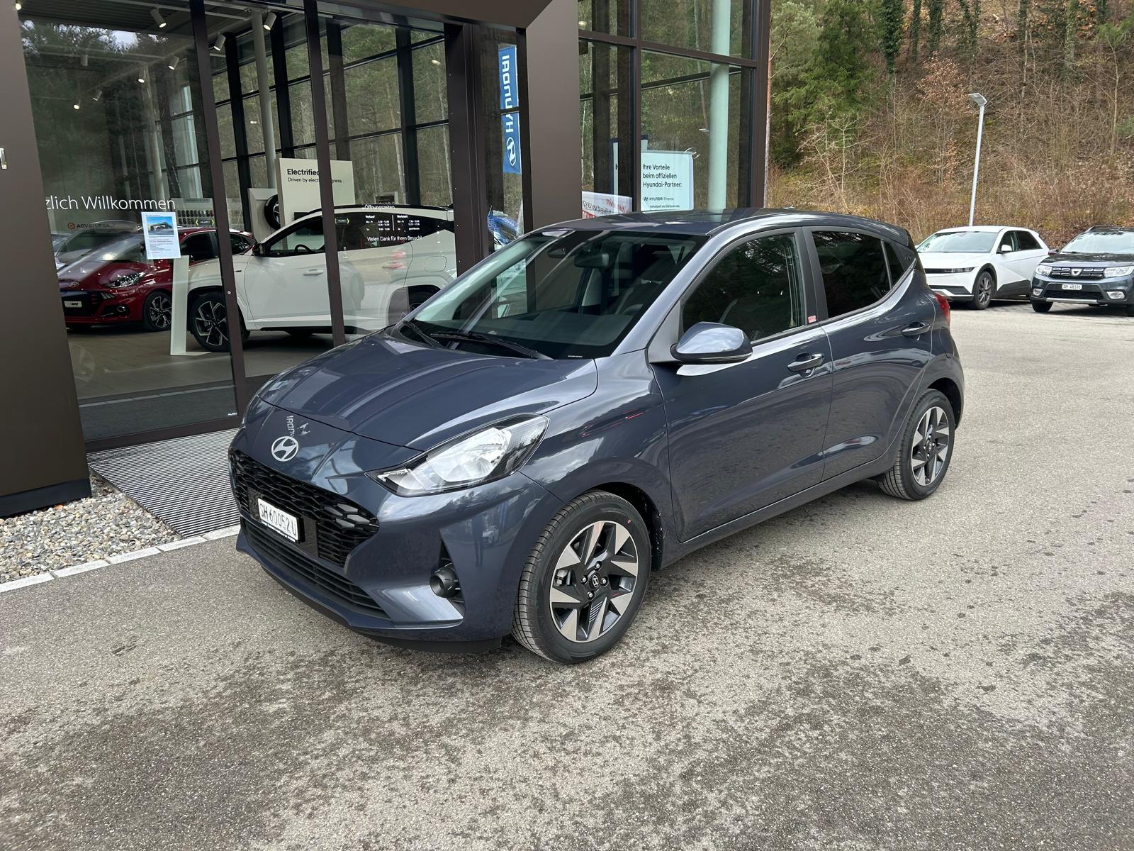 HYUNDAI i10 1.2 Amplia Aut.-image-1