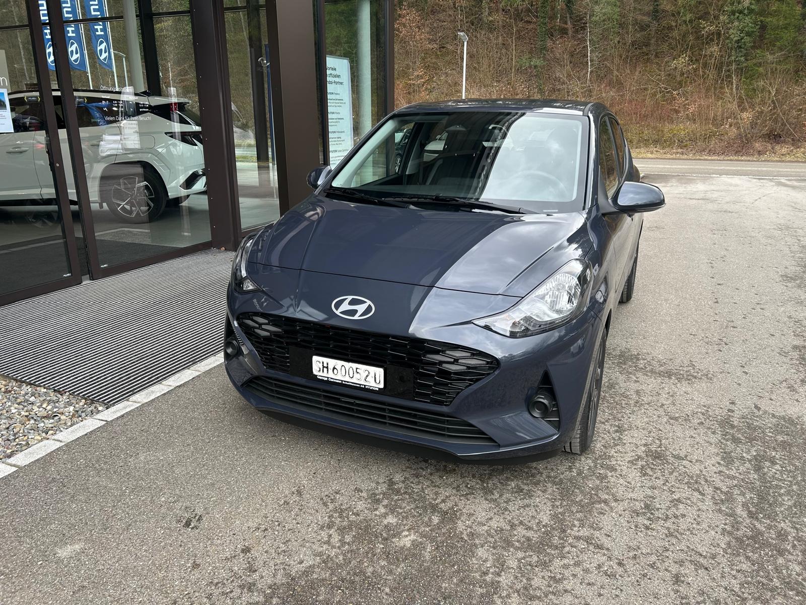 HYUNDAI i10 1.2 Amplia Aut.-image-2