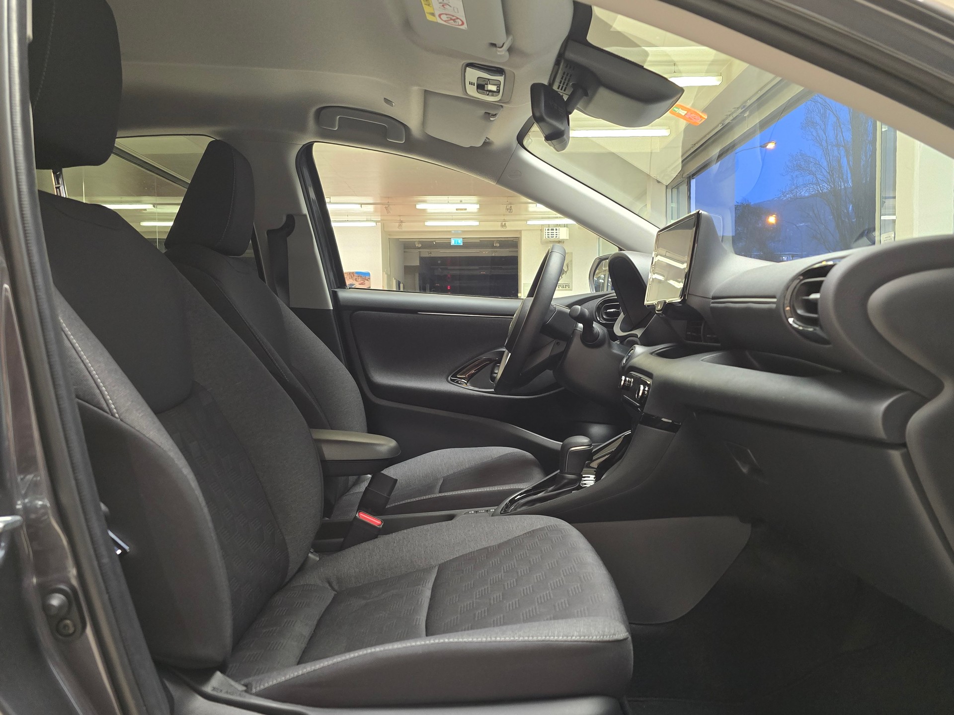 TOYOTA 1.5 VVT-i HSD-image-11