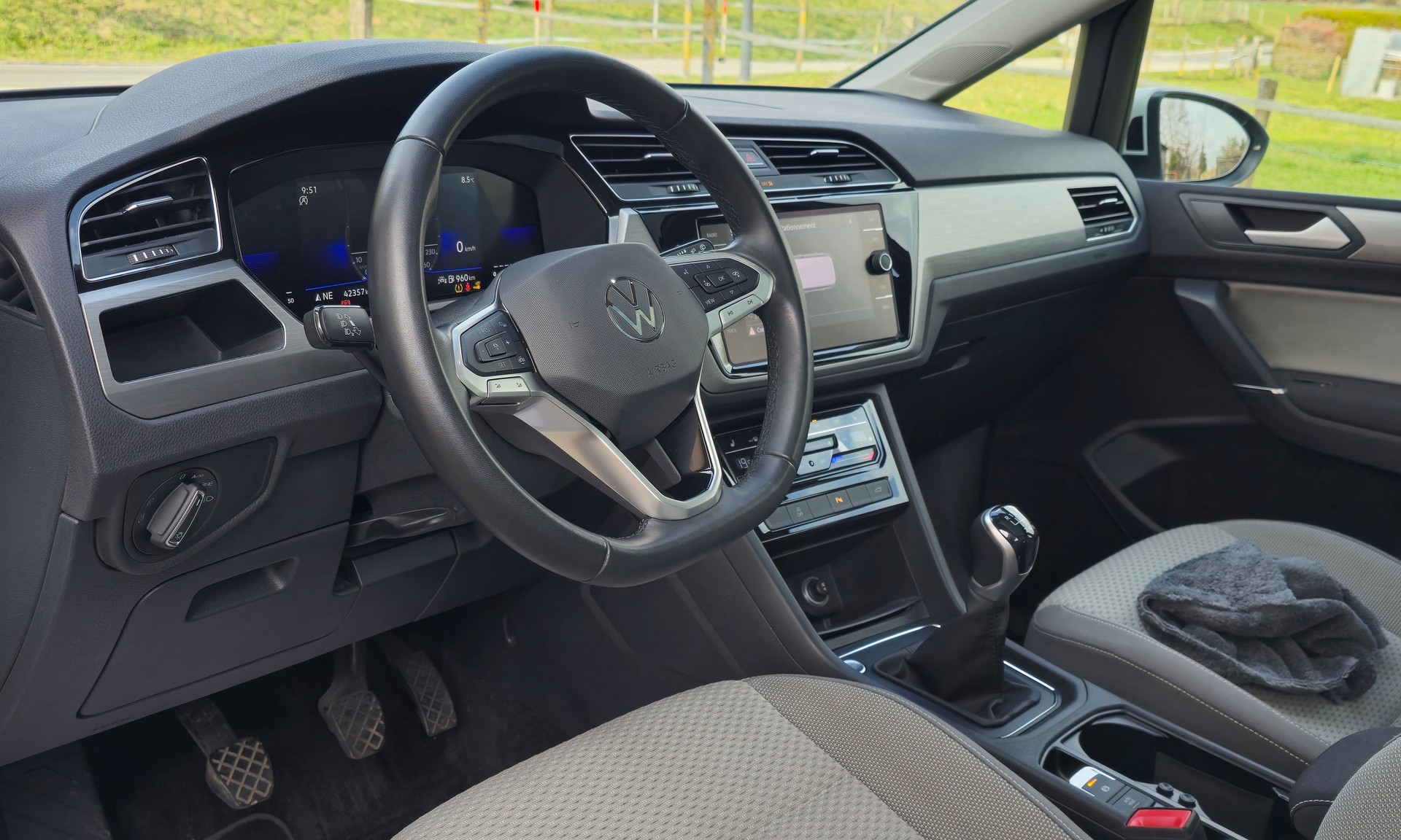VW Touran 2.0 TDI BlueMotion Technology Comfortline-image-9