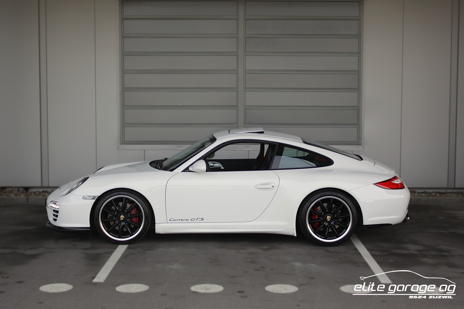 PORSCHE 911 Carrera GTS PDK LIEBHABERFAHRZEUG-image-1
